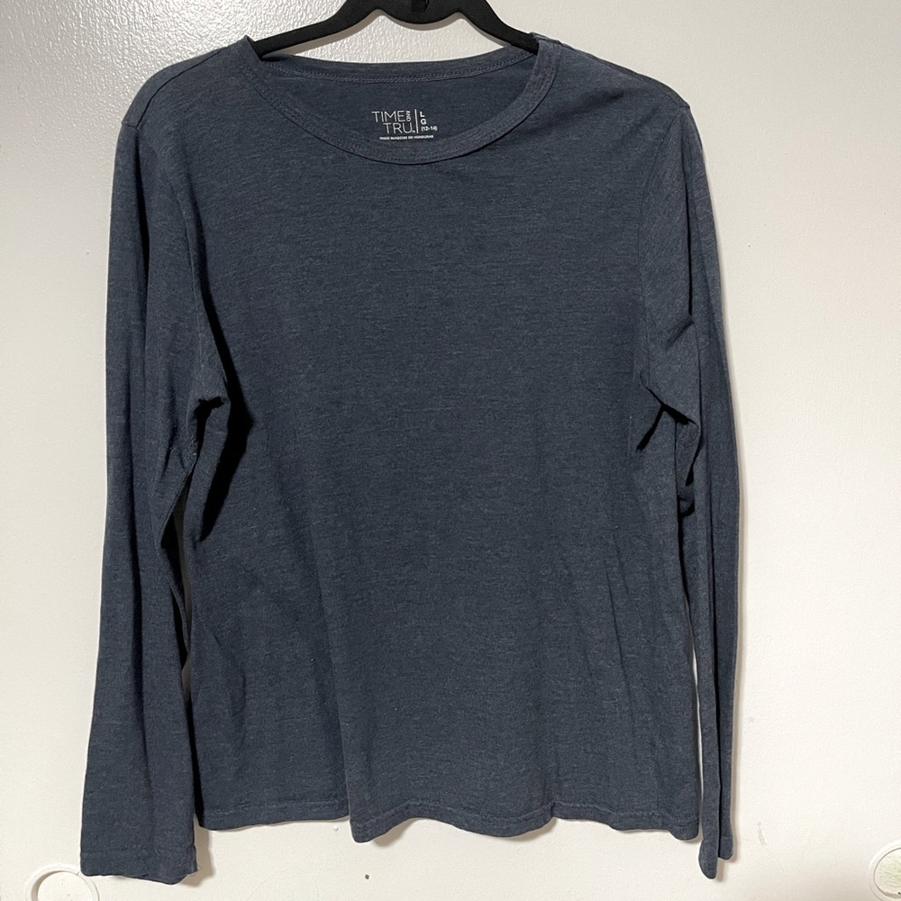 Time& Tru long sleeve top